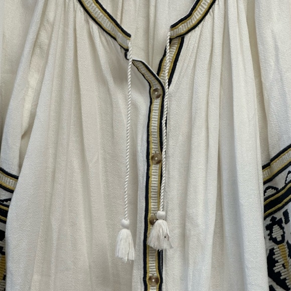 Free people size large embroidered dress - Picture 5 of 7